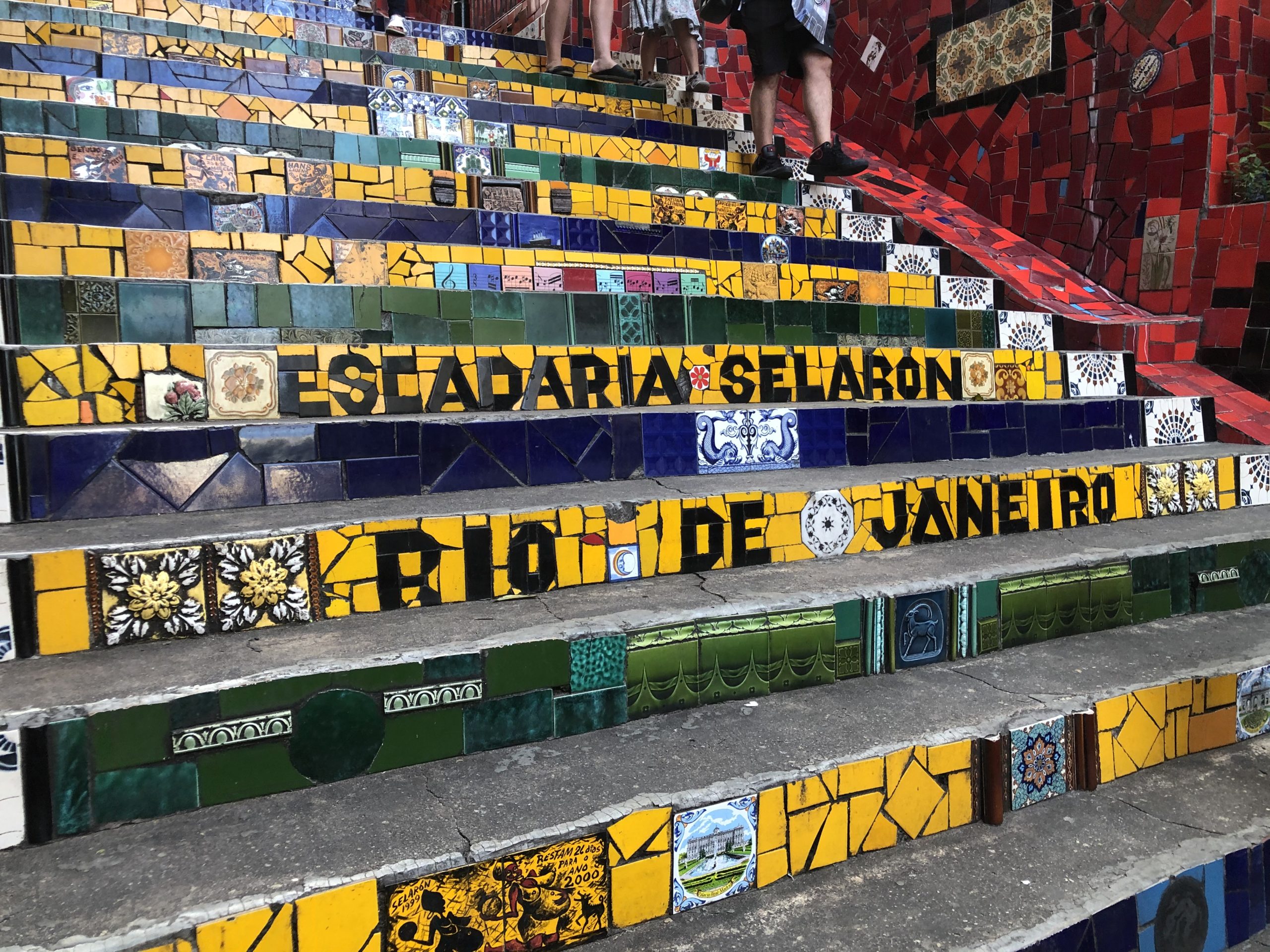 【リオデジャネイロ】カラフルなタイルのセラロン階段【ツアー観光】