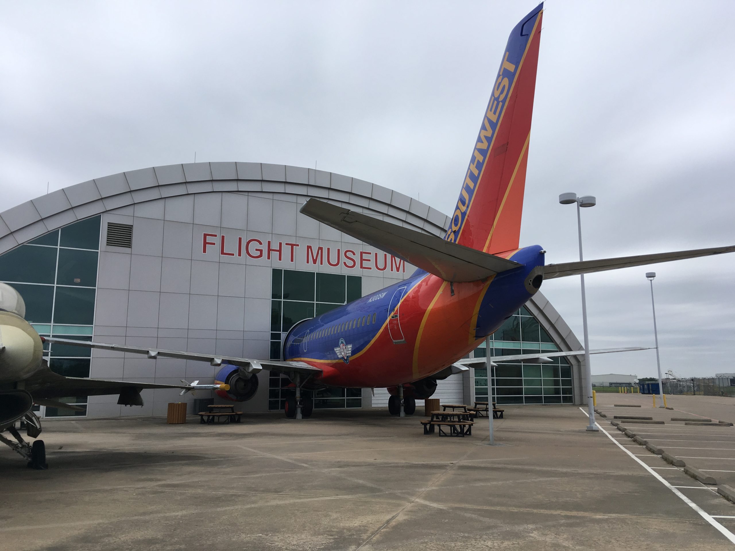 【ダラス】ラブフィールド空港の最先端航空博物館