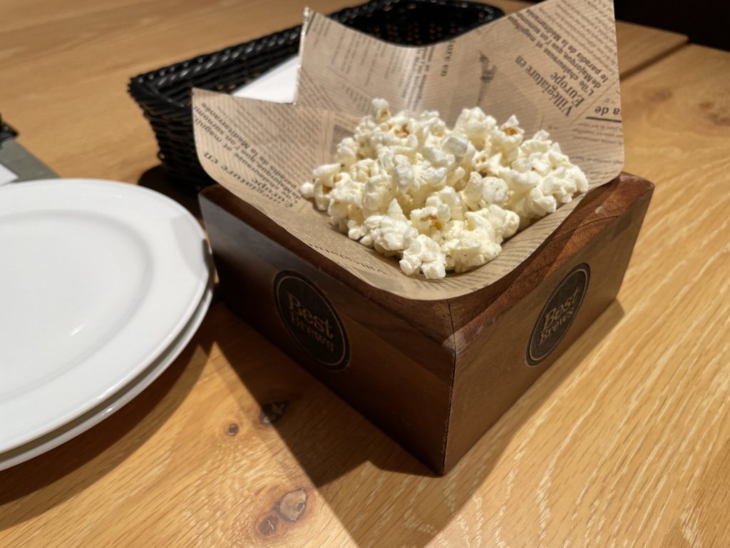 フォーポイントバイシェラトン名古屋 エボリューションのディナーで出てきたポップコーン