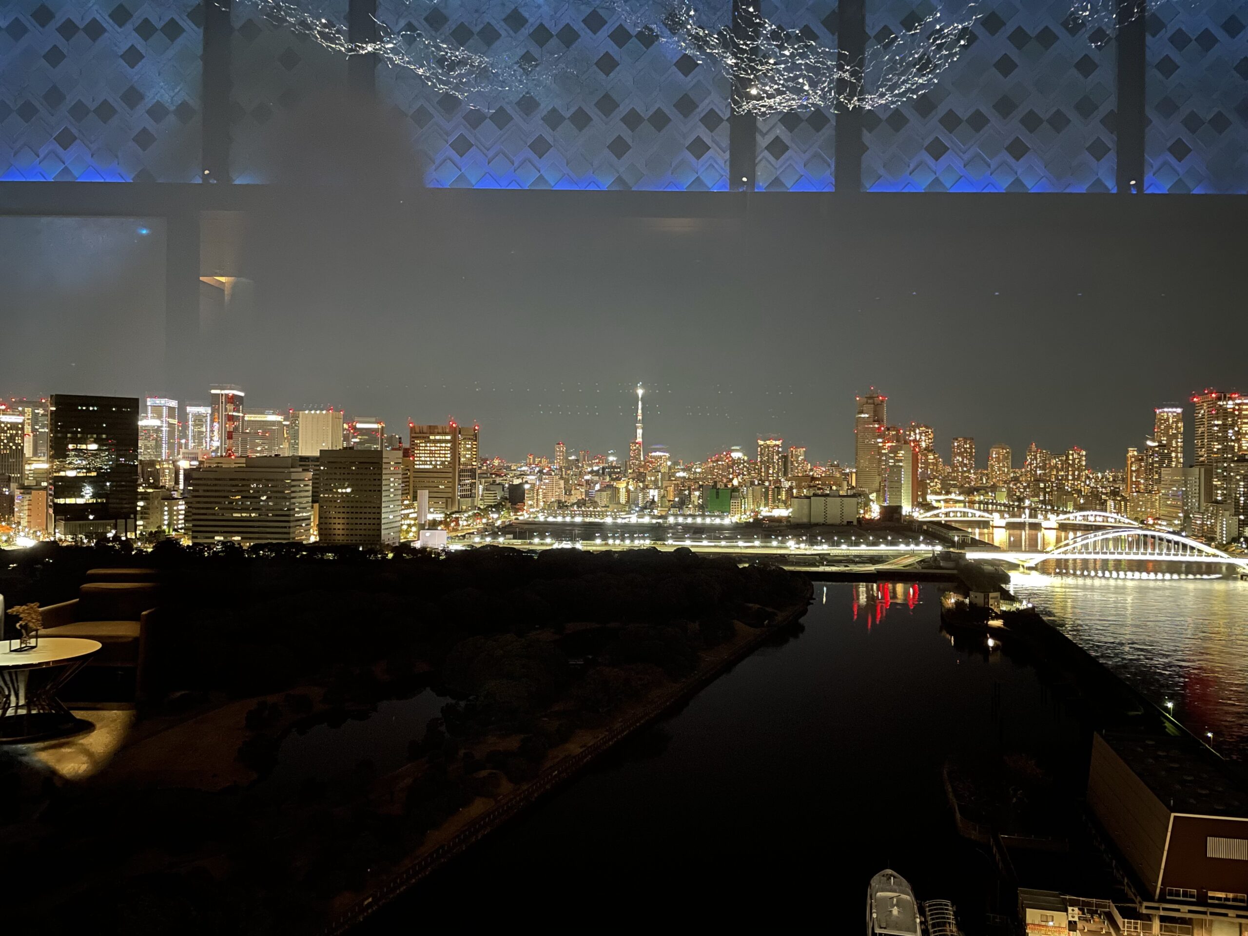 メズム東京の夜景