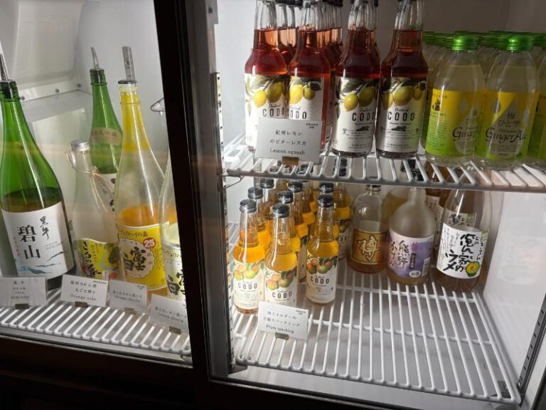 ファイブスプリング・リゾート・ザ・シラハマ・SLH ラウンジ 日本酒・ジュース