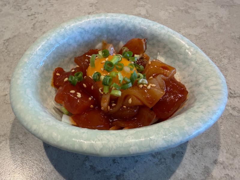 シオカのディナーで注文したまぐろの前菜